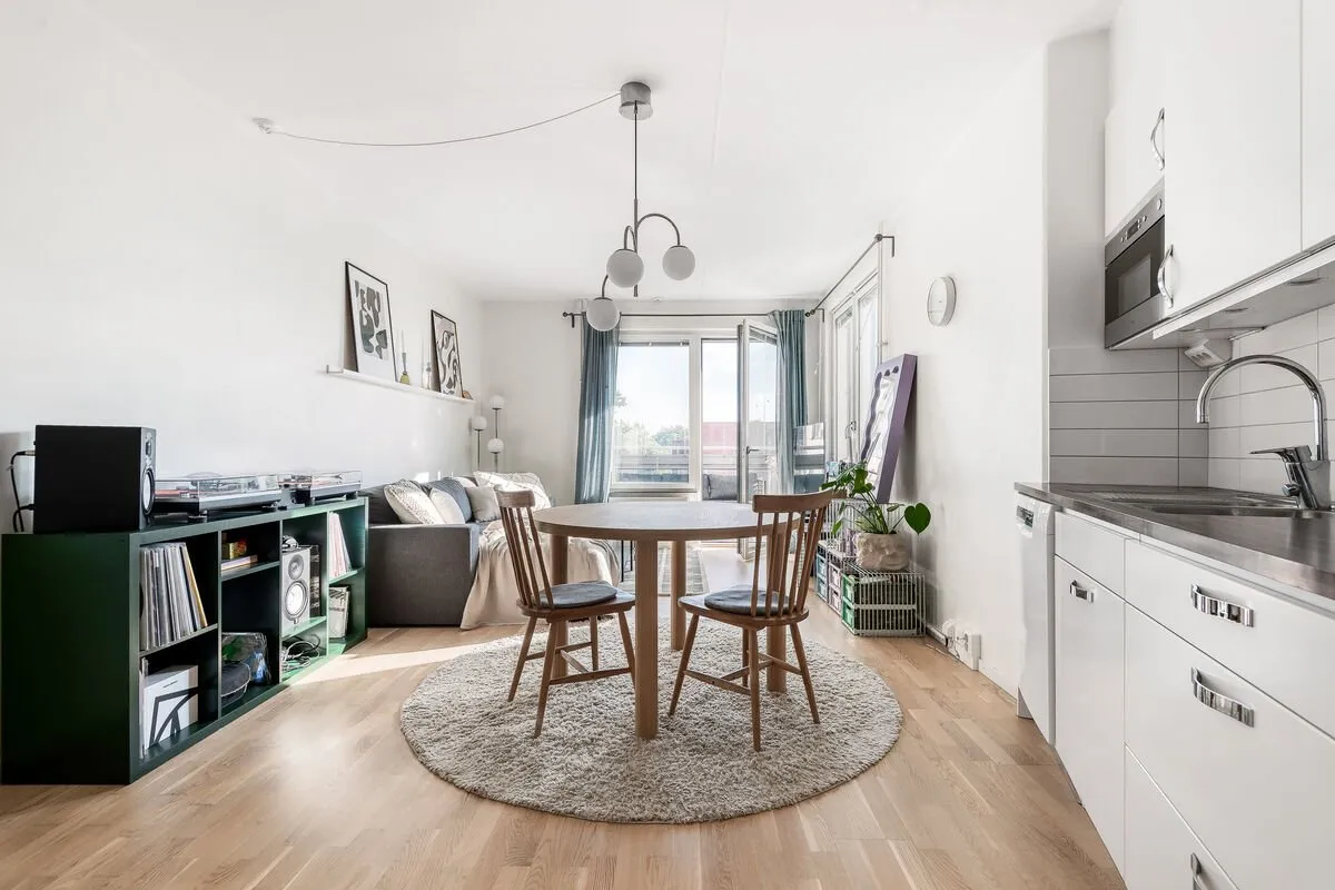 Hyreslägenhet på Hässelby i hasselby