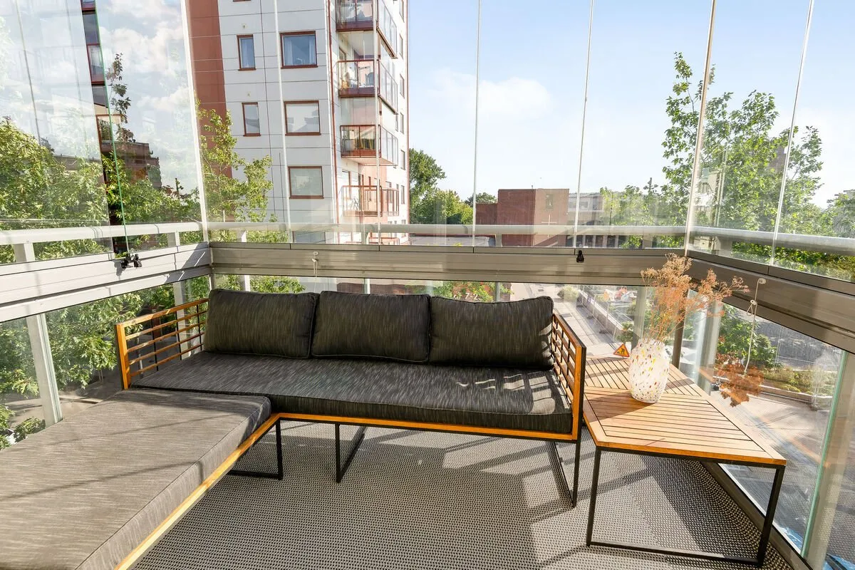 Hyreslägenhet på Hässelby i hasselby