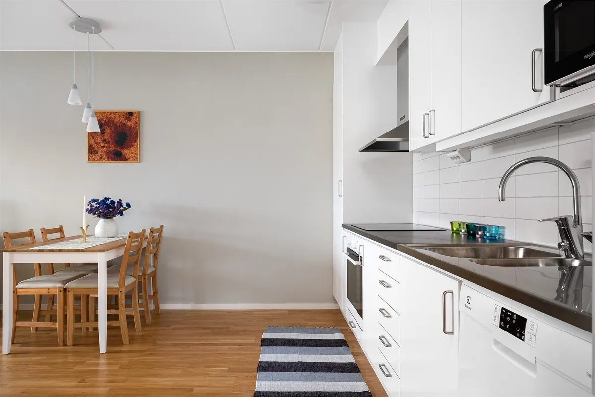 Hyreslägenhet på Hässelby i hasselby