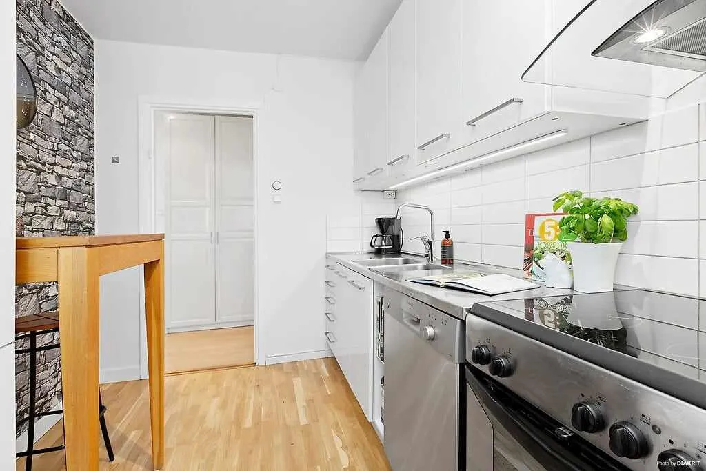 Hyreslägenhet på Hässelby i hasselby