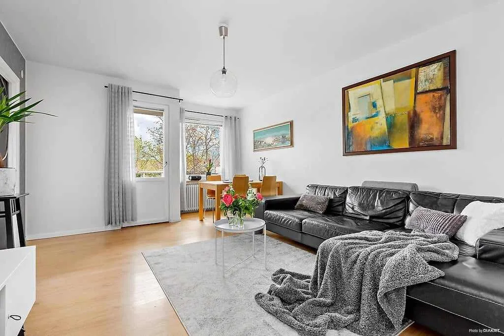 Hyreslägenhet på Hässelby i hasselby