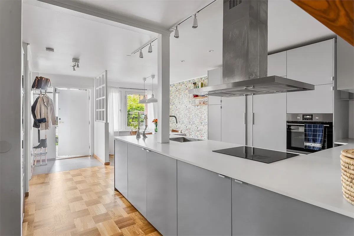 Hyresbostad på Hässelby i hasselby