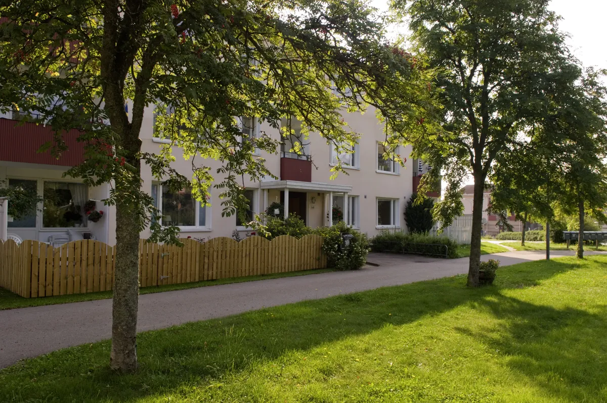 Hyreslägenhet på Sommen i sommen