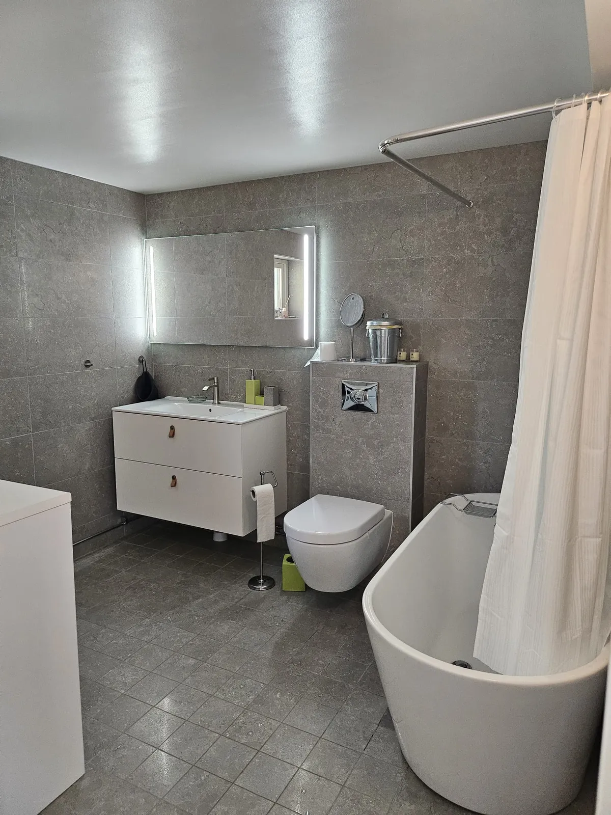 Hyreslägenhet på Enskede i enskede