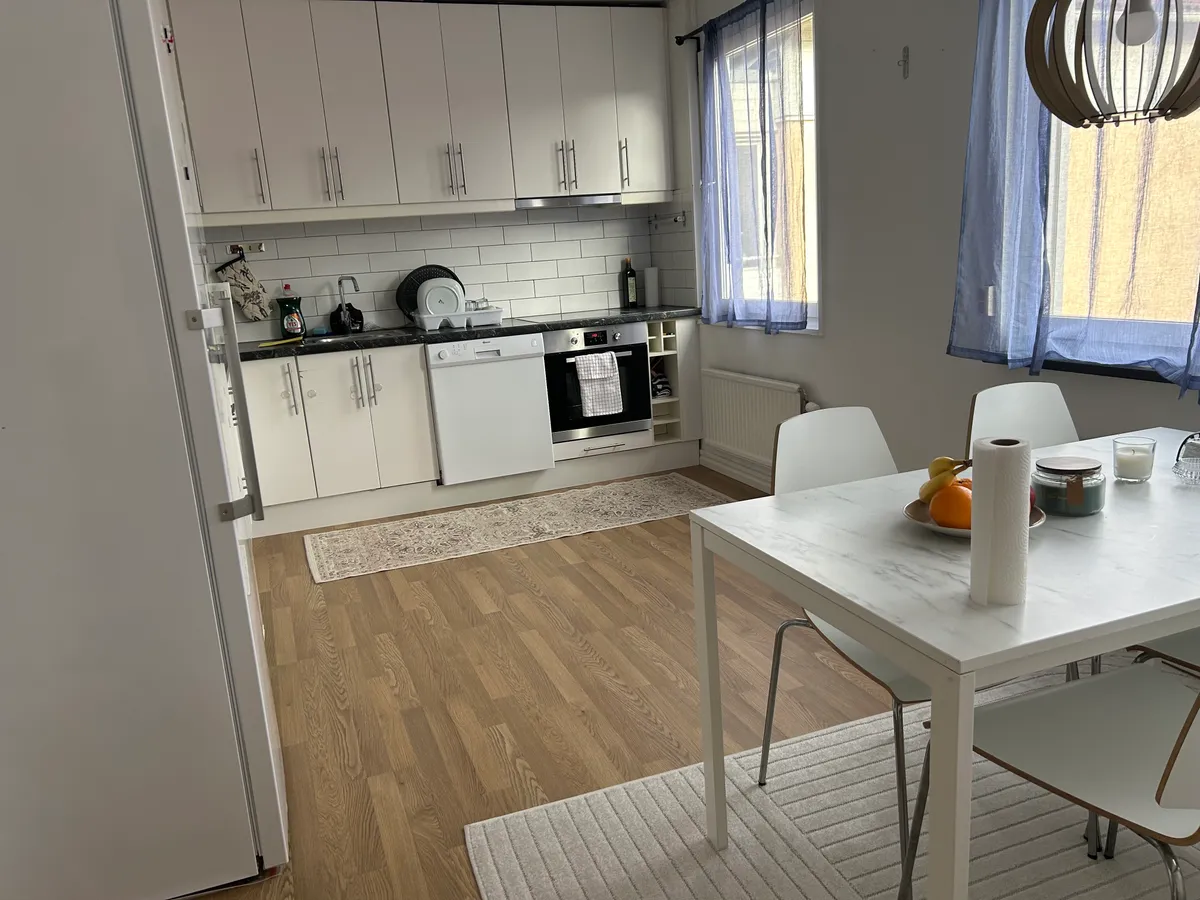 Hyreslägenhet på Handen i handen