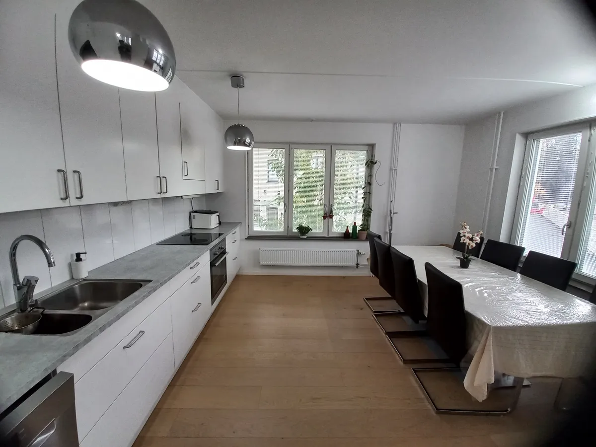 Hyreslägenhet på Täby i taby