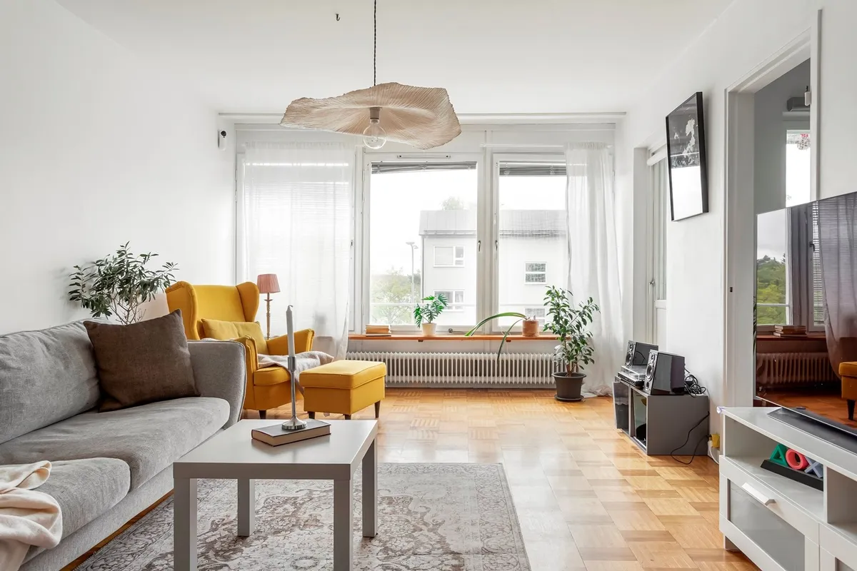 Hyreslägenhet på Hässelby i hasselby