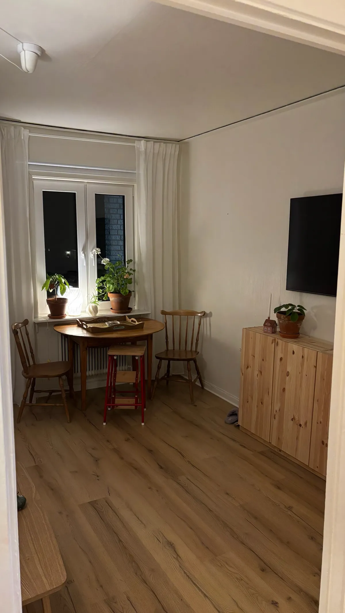 Hyreslägenhet på Asarum i asarum