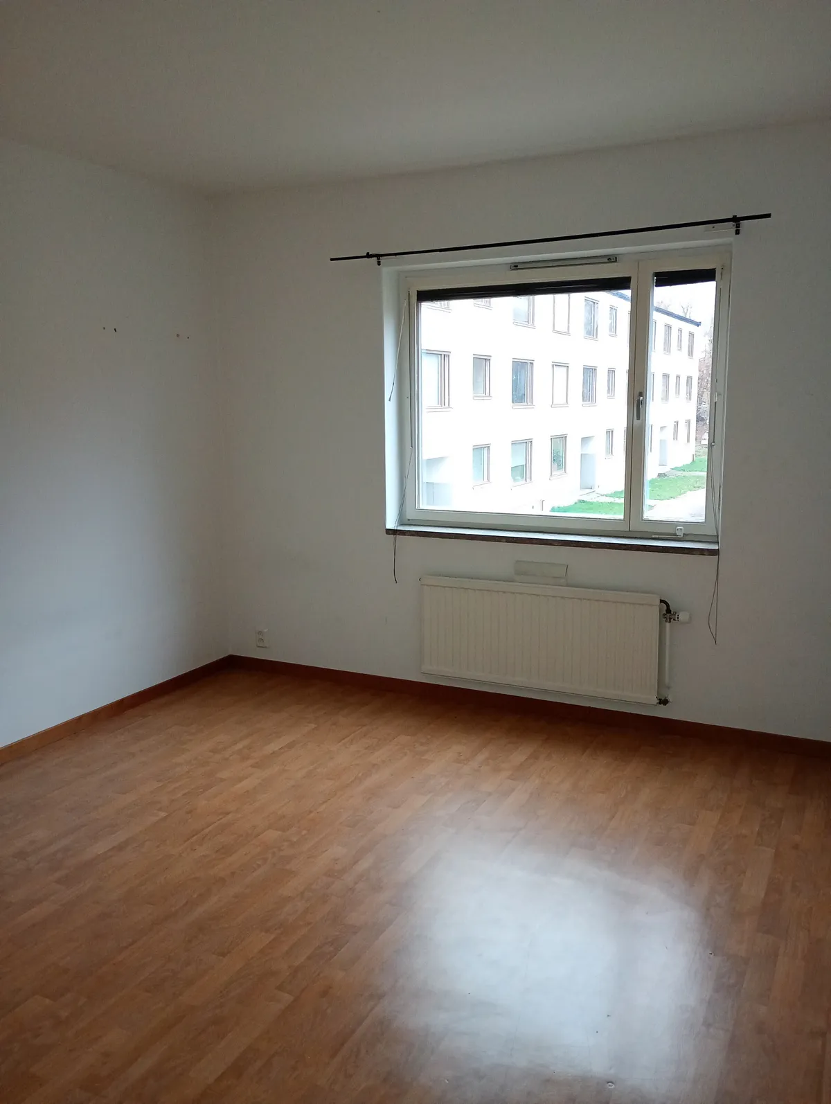 Hyreslägenhet på Asarum i asarum