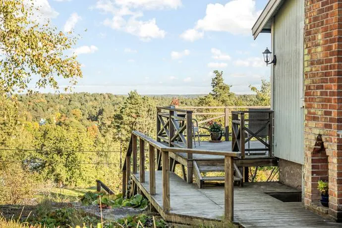 Hyresbostad på Saltsjö-boo i saltsjo-boo