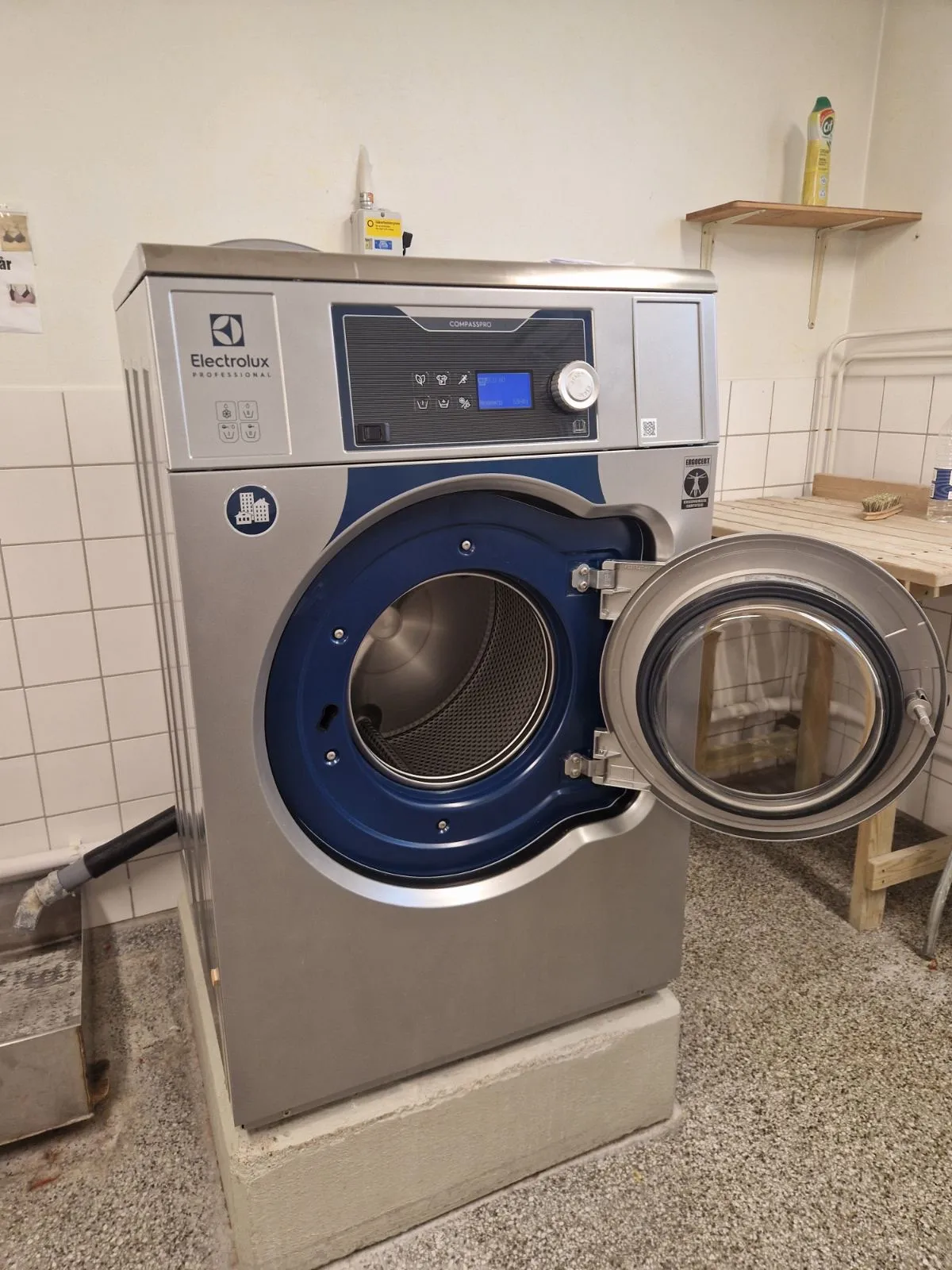 Hyreslägenhet på Solna i solna