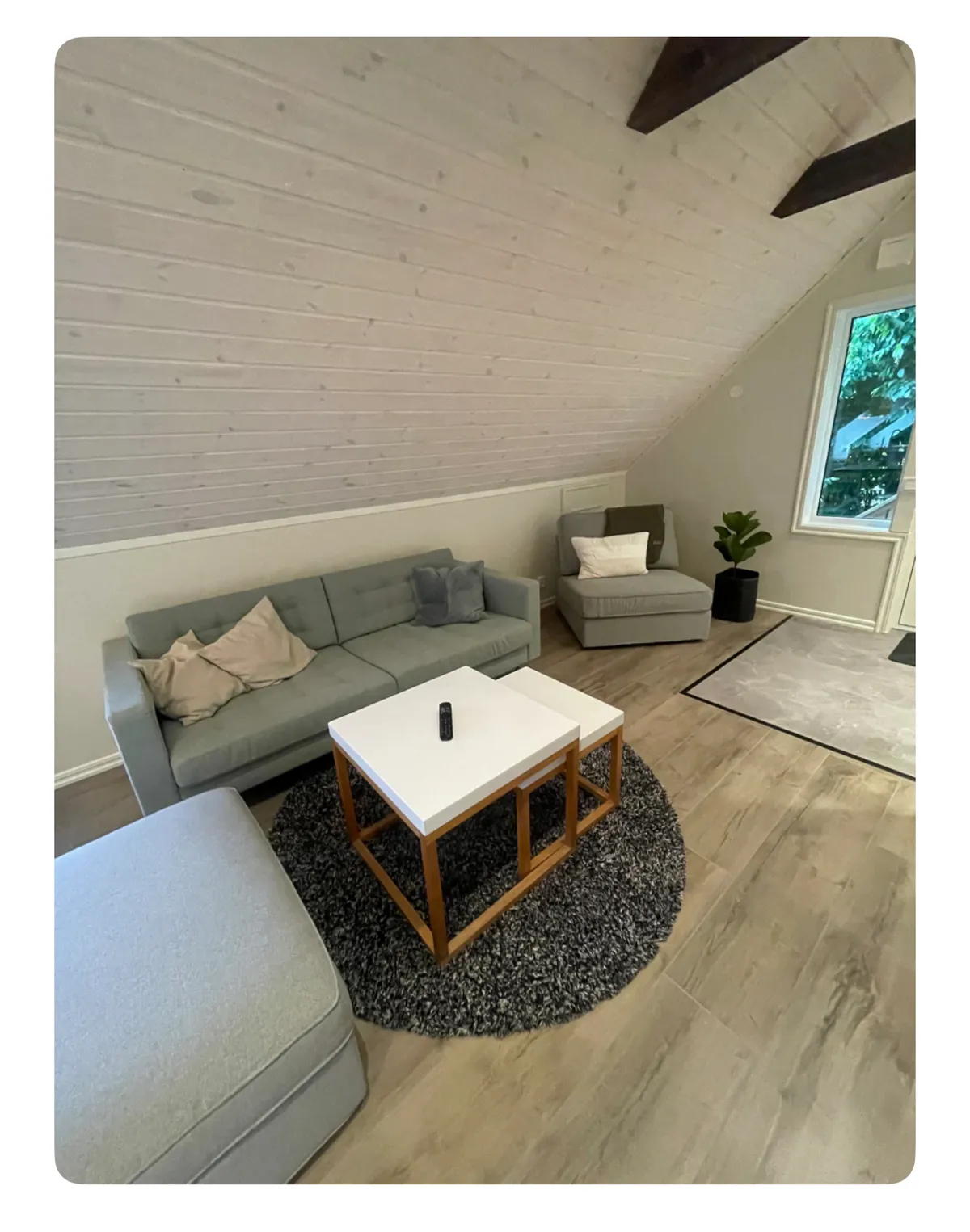 Hyreslägenhet på Asarum i asarum