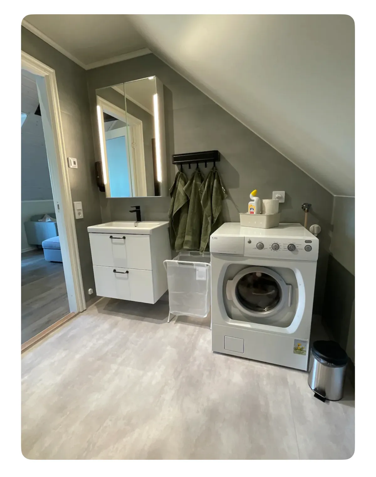 Hyreslägenhet på Asarum i asarum