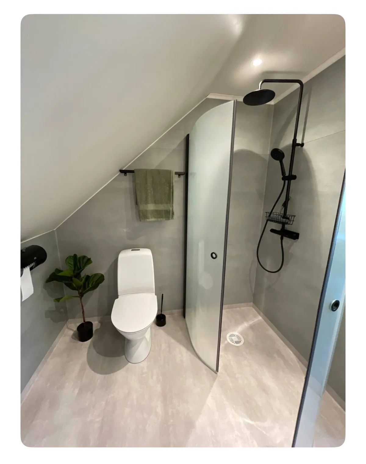 Hyreslägenhet på Asarum i asarum