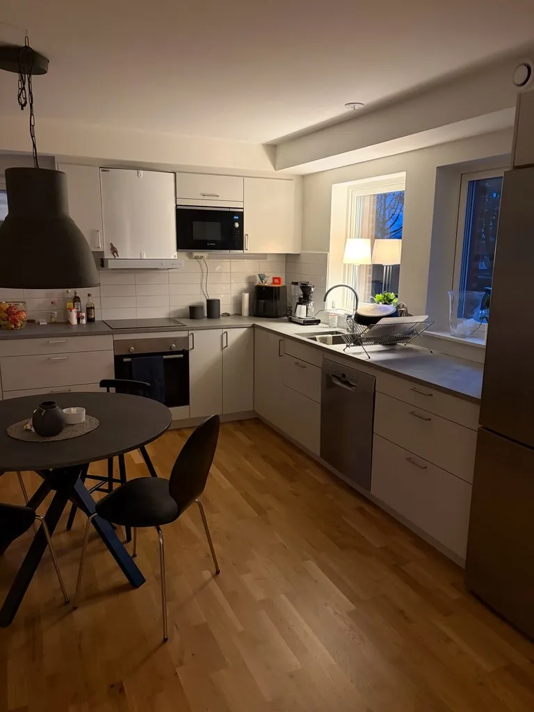 Hyreslägenhet på Asarum i asarum