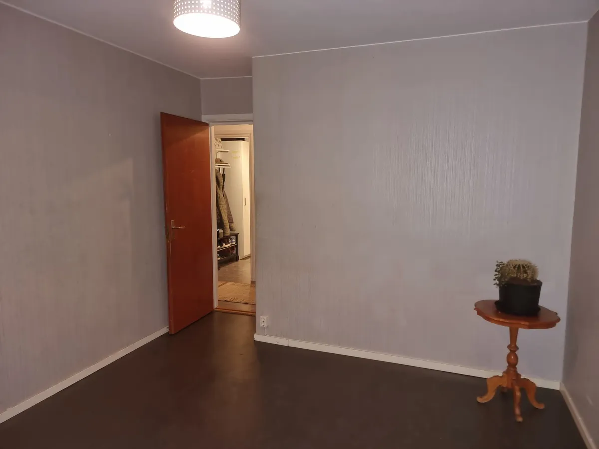 Hyreslägenhet på Hässelby i hasselby