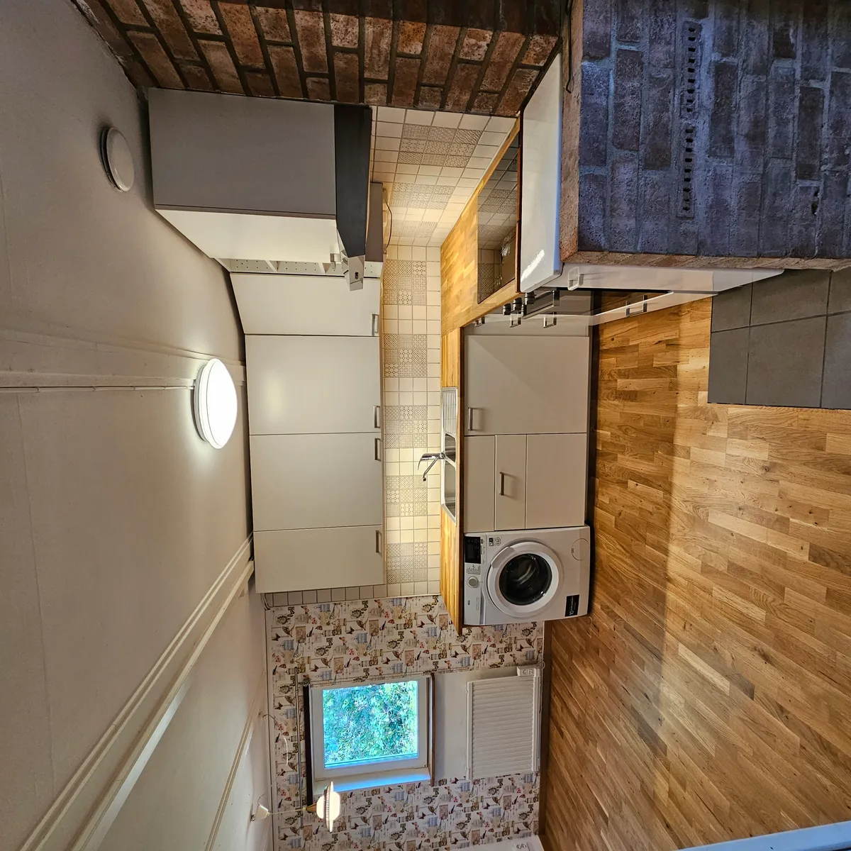 Hyresbostad på Bro i bro