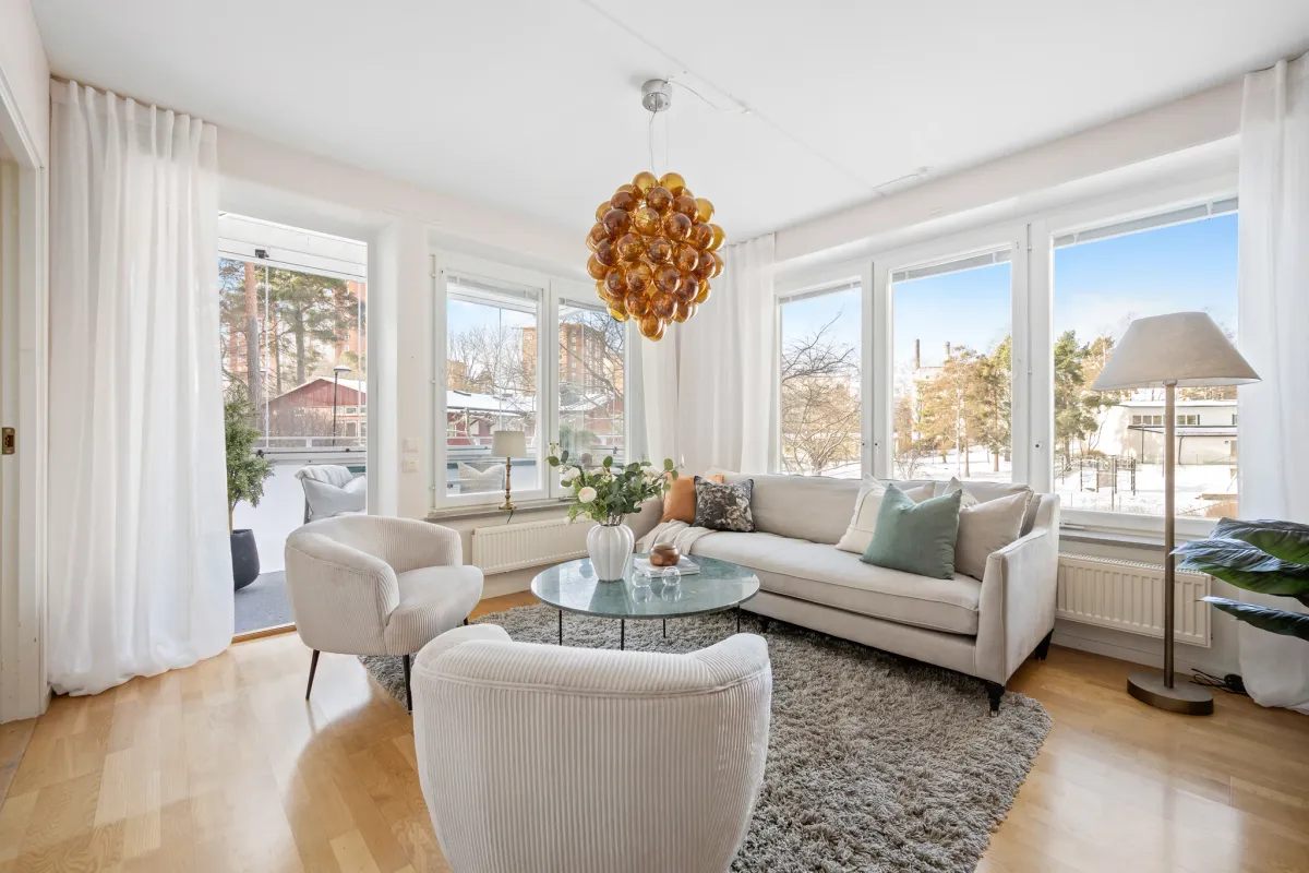 Hyreslägenhet på Hässelby i hasselby