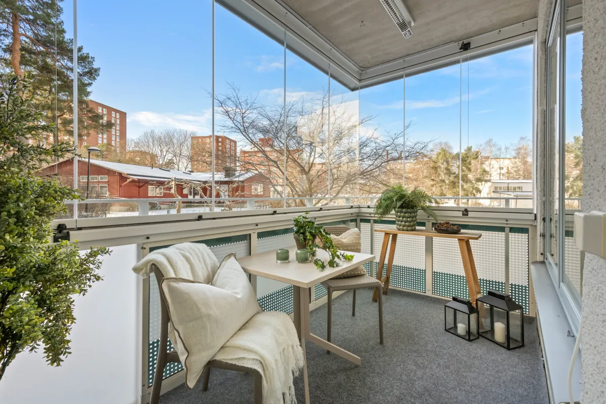 Hyreslägenhet på Hässelby i hasselby