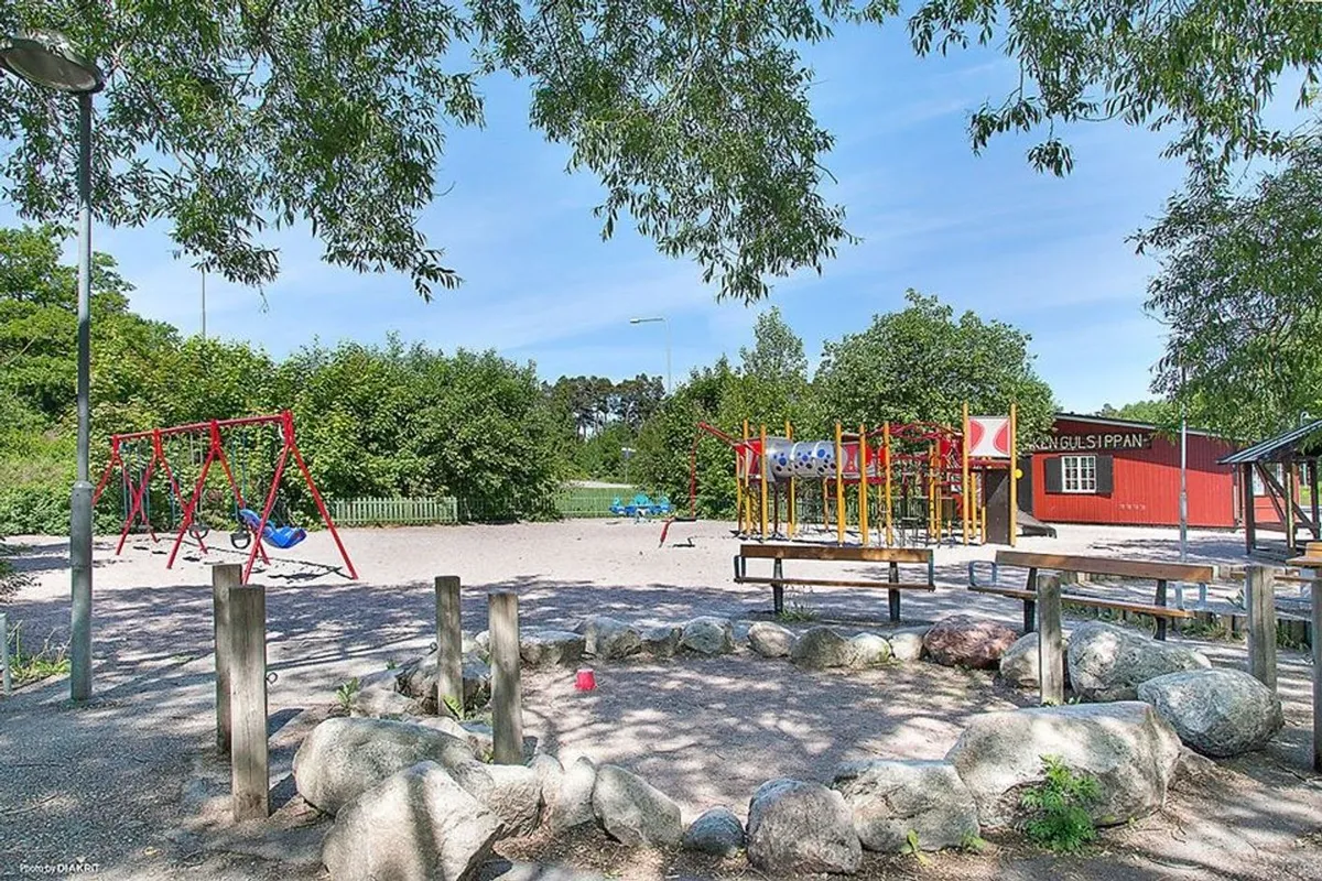 Hyreslägenhet på Hässelby i hasselby