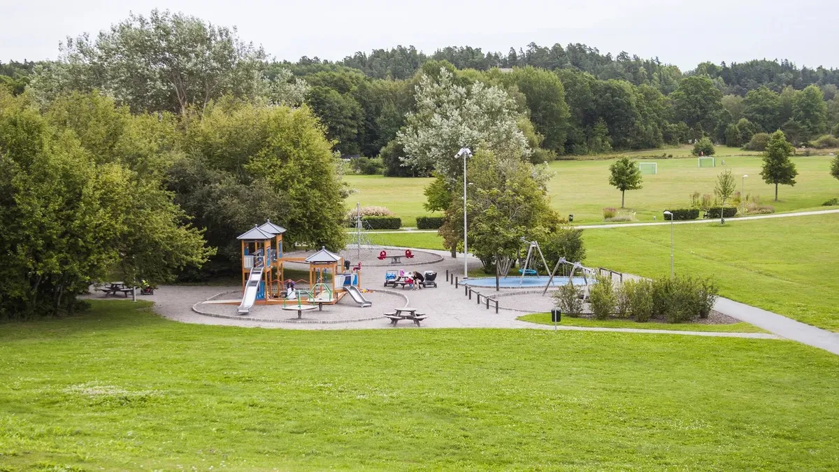 Hyreslägenhet på Täby i taby
