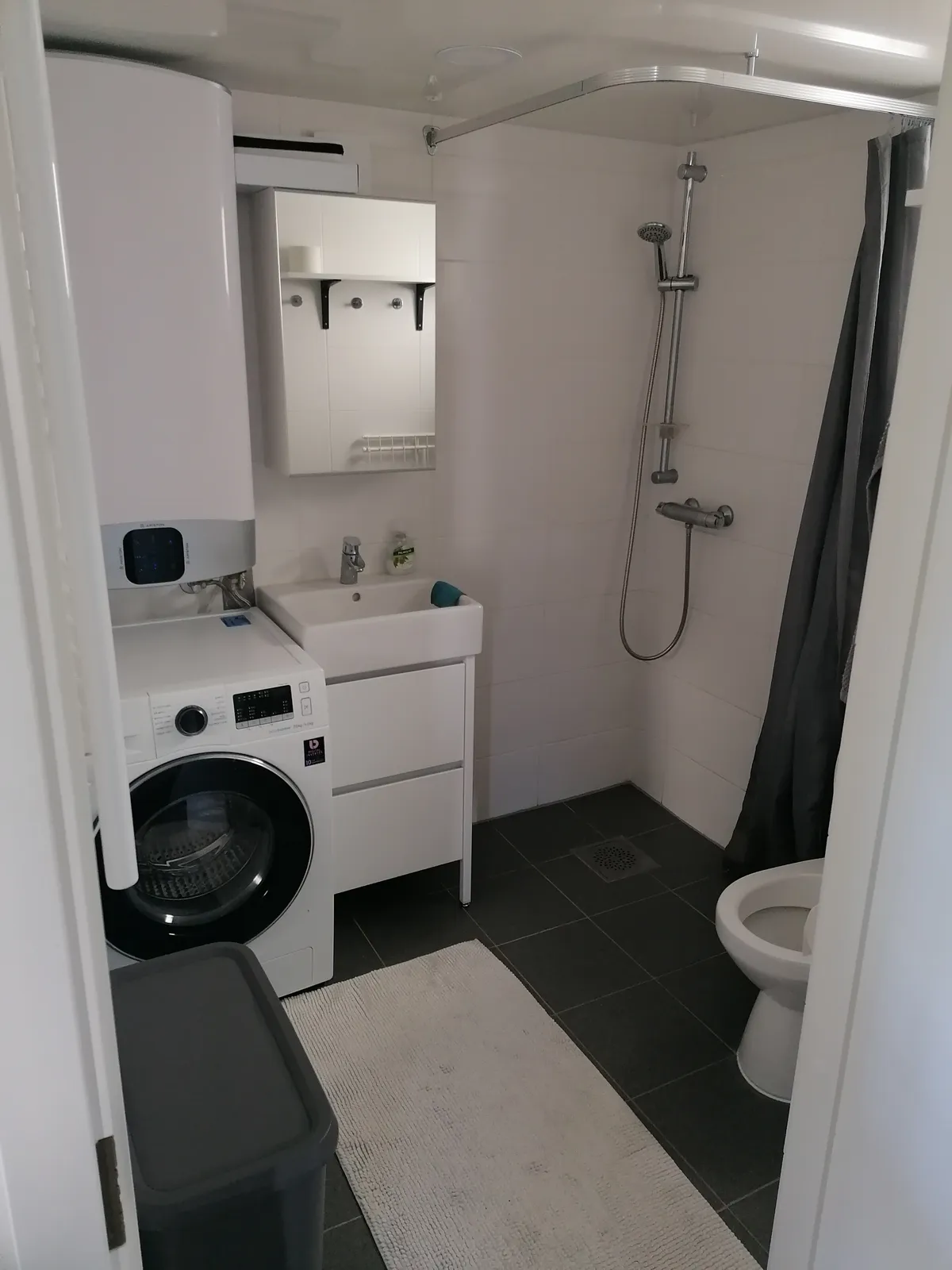 Hyreslägenhet på Rosersberg i rosersberg