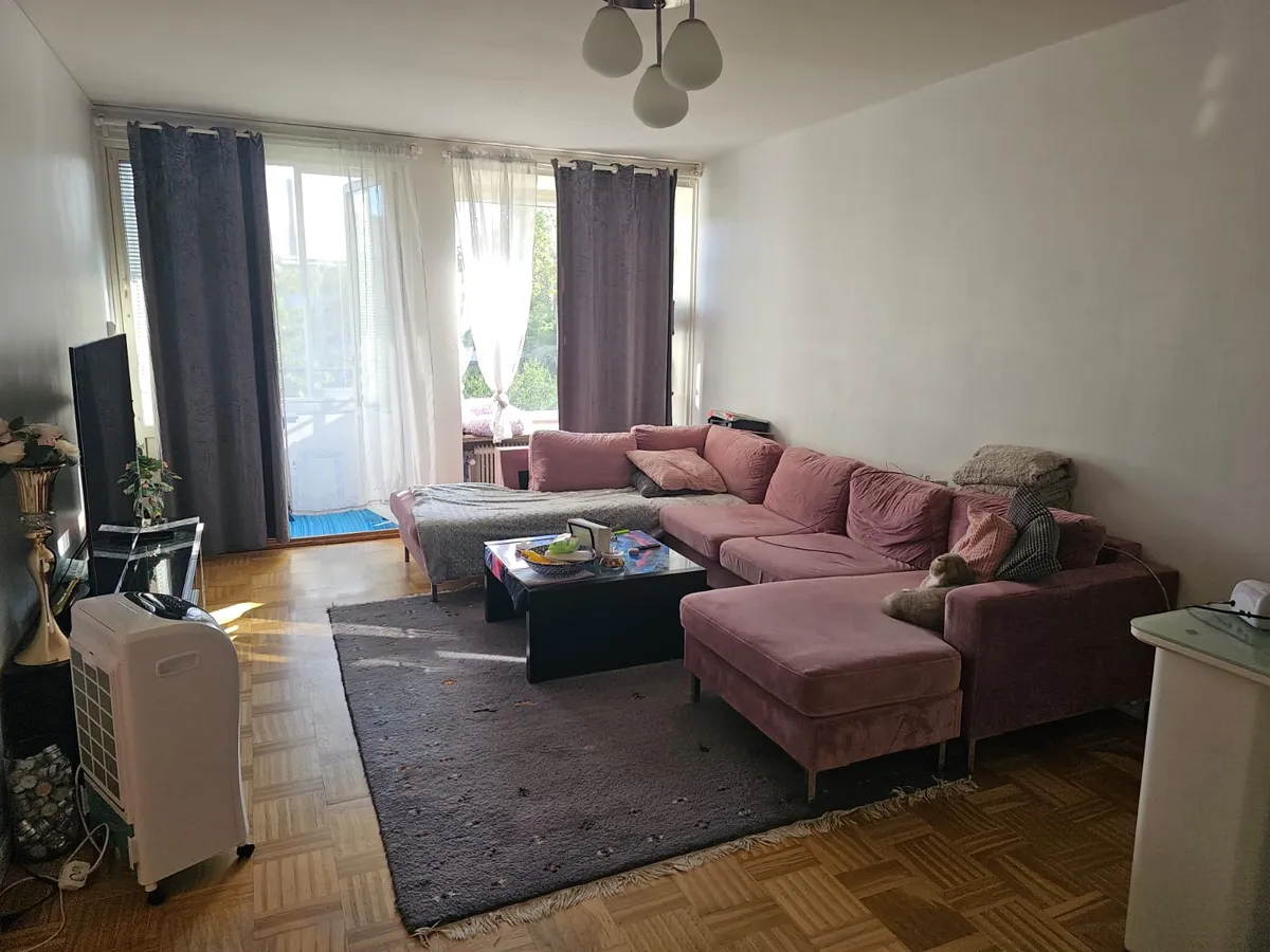 Hyreslägenhet på Hässelby i hasselby