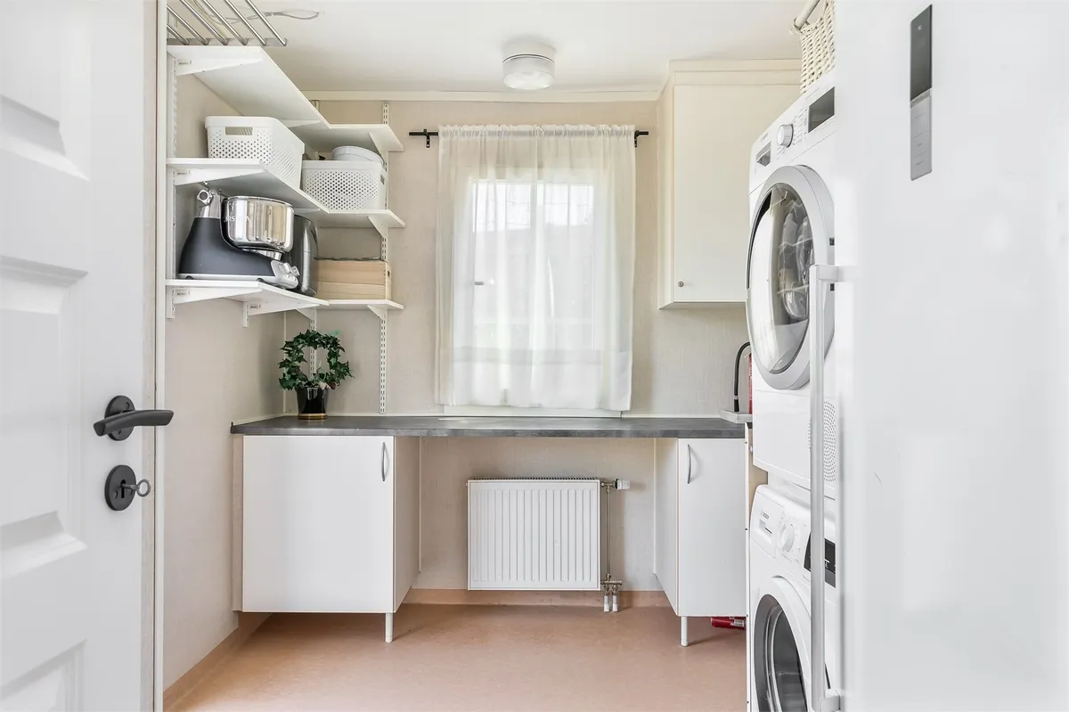 Hyresbostad på Bro i bro