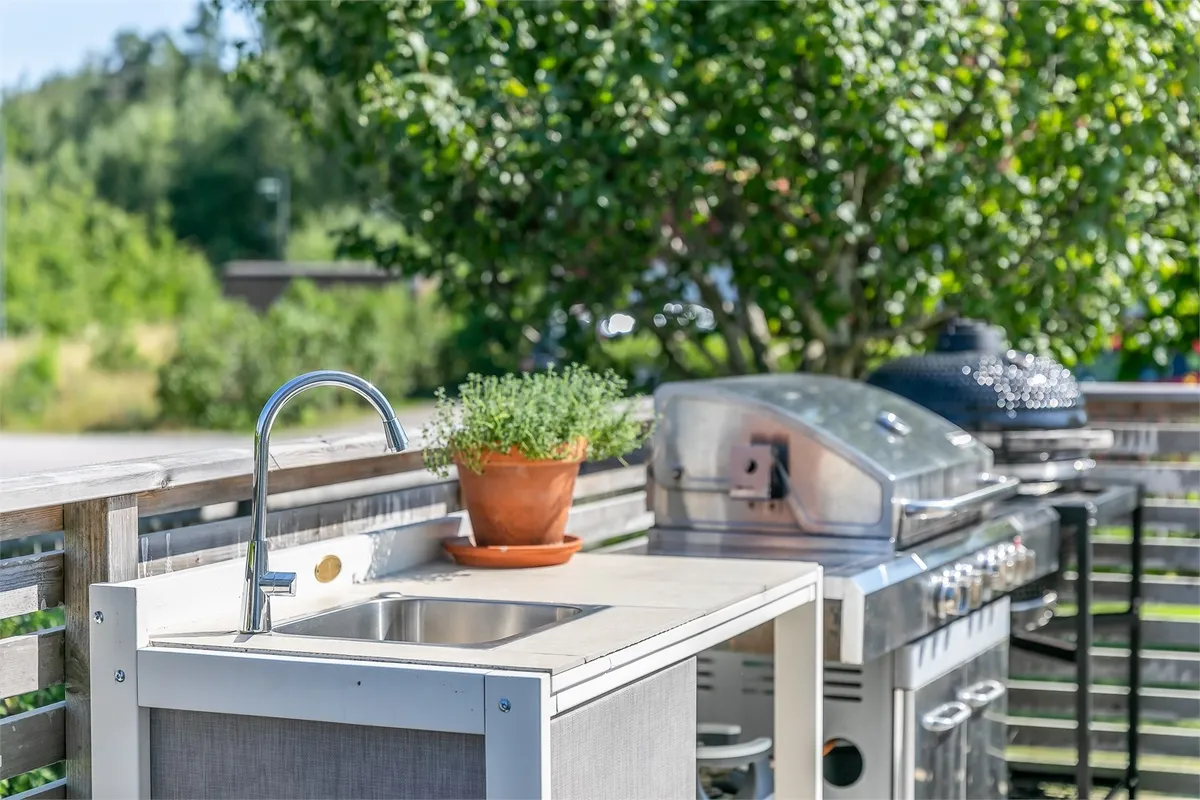 Hyresbostad på Bro i bro