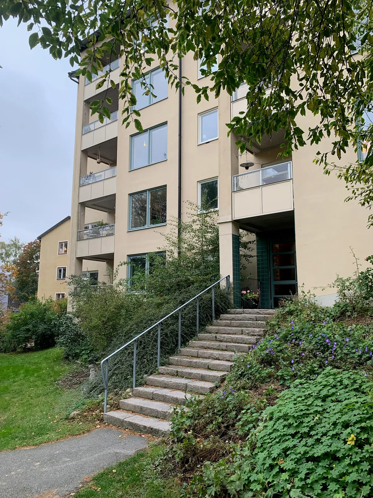 Hyreslägenhet på Johanneshov i johanneshov