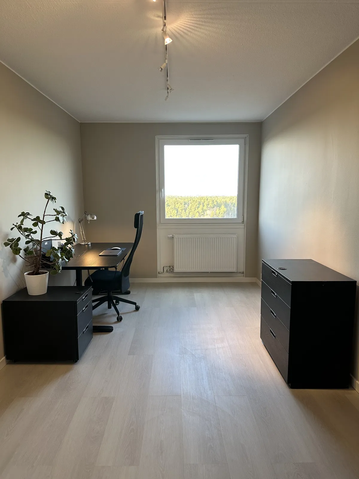 Hyreslägenhet på Täby i taby