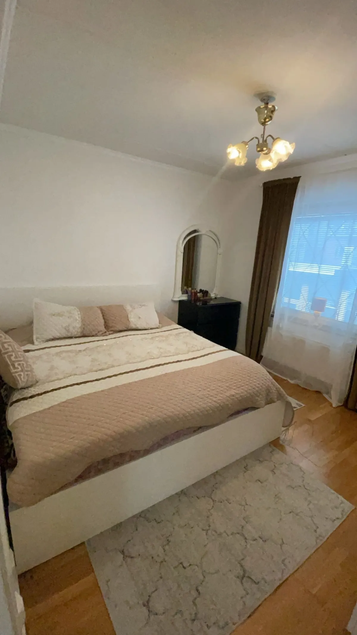 Hyreslägenhet på Hässelby i hasselby