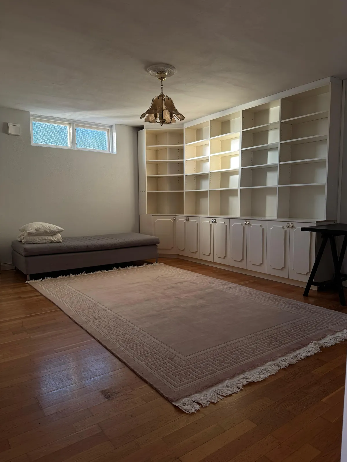 Hyreslägenhet på Täby i taby