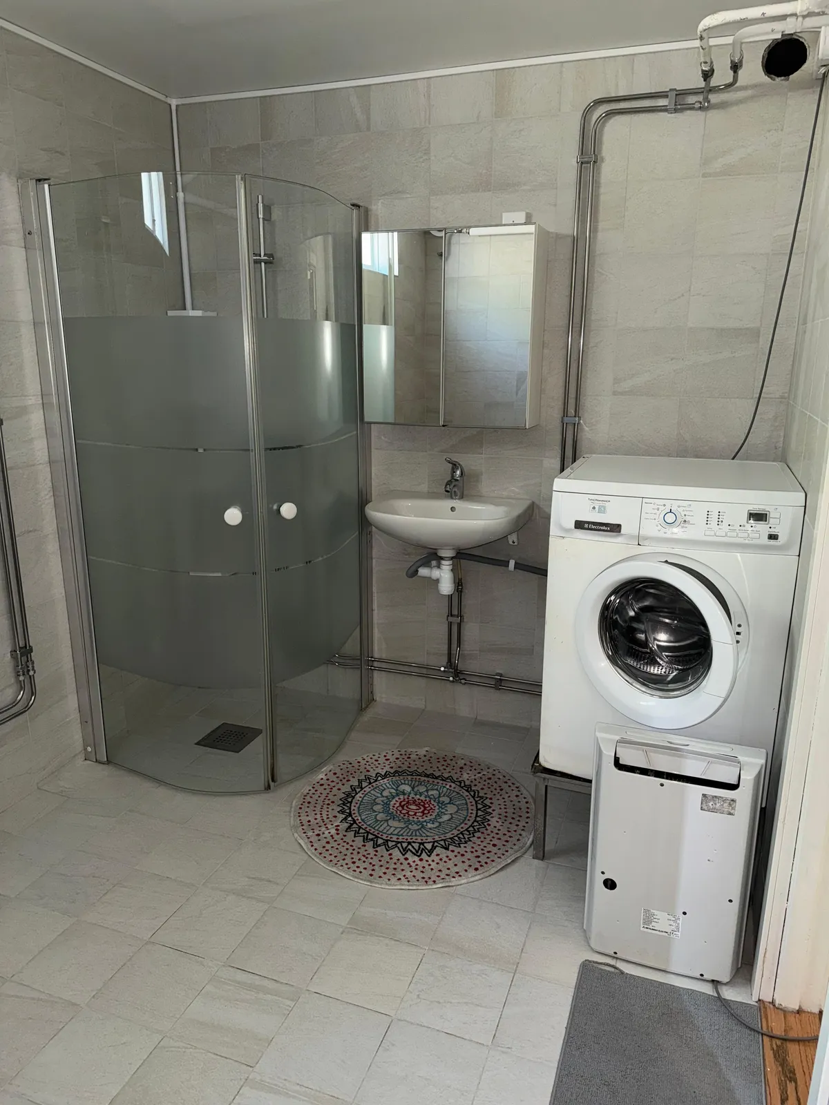 Hyreslägenhet på Täby i taby