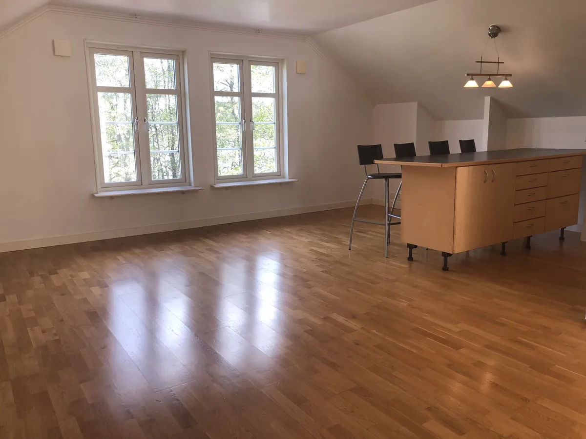 Hyreslägenhet på Täby i taby