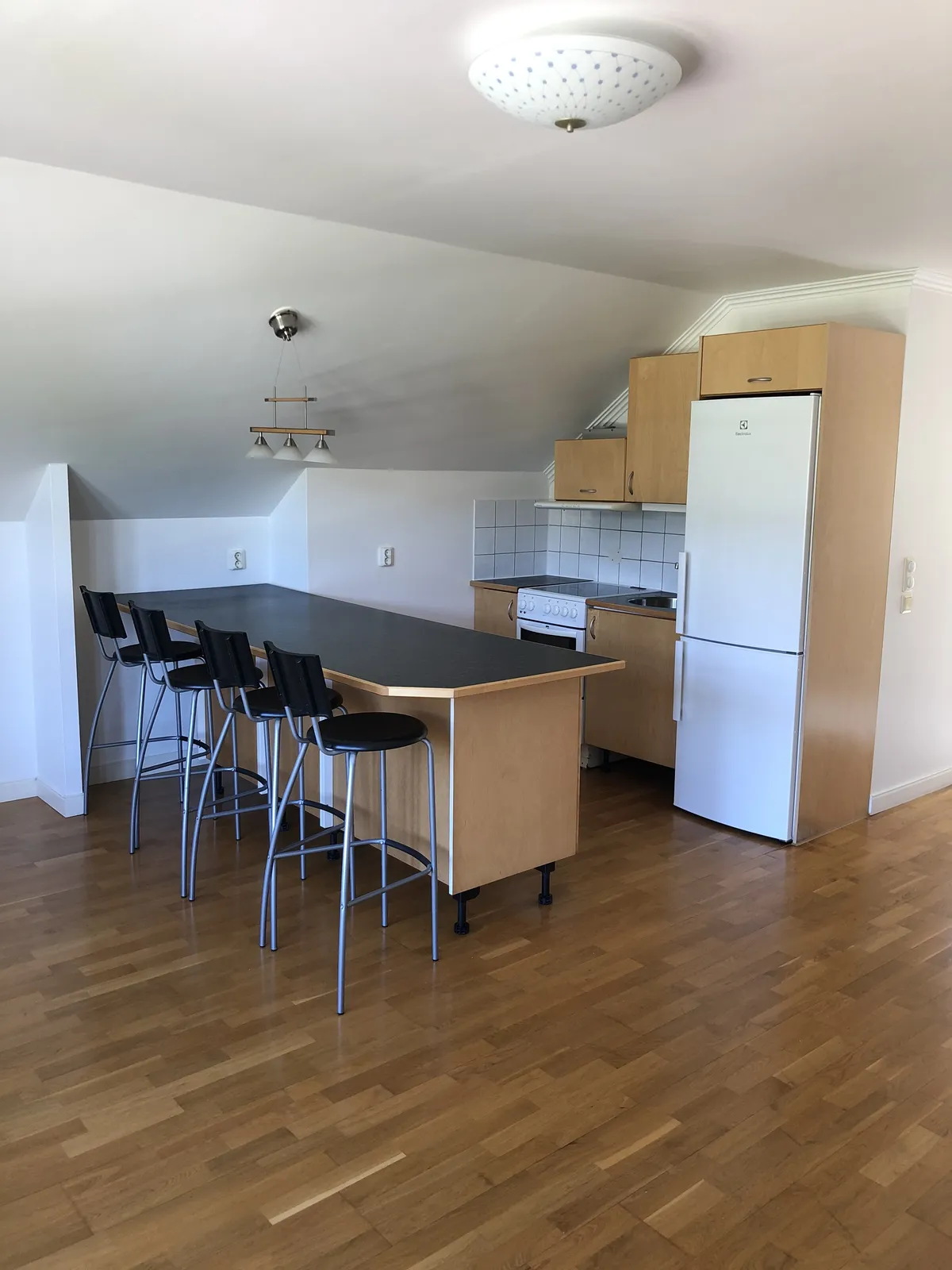 Hyreslägenhet på Täby i taby