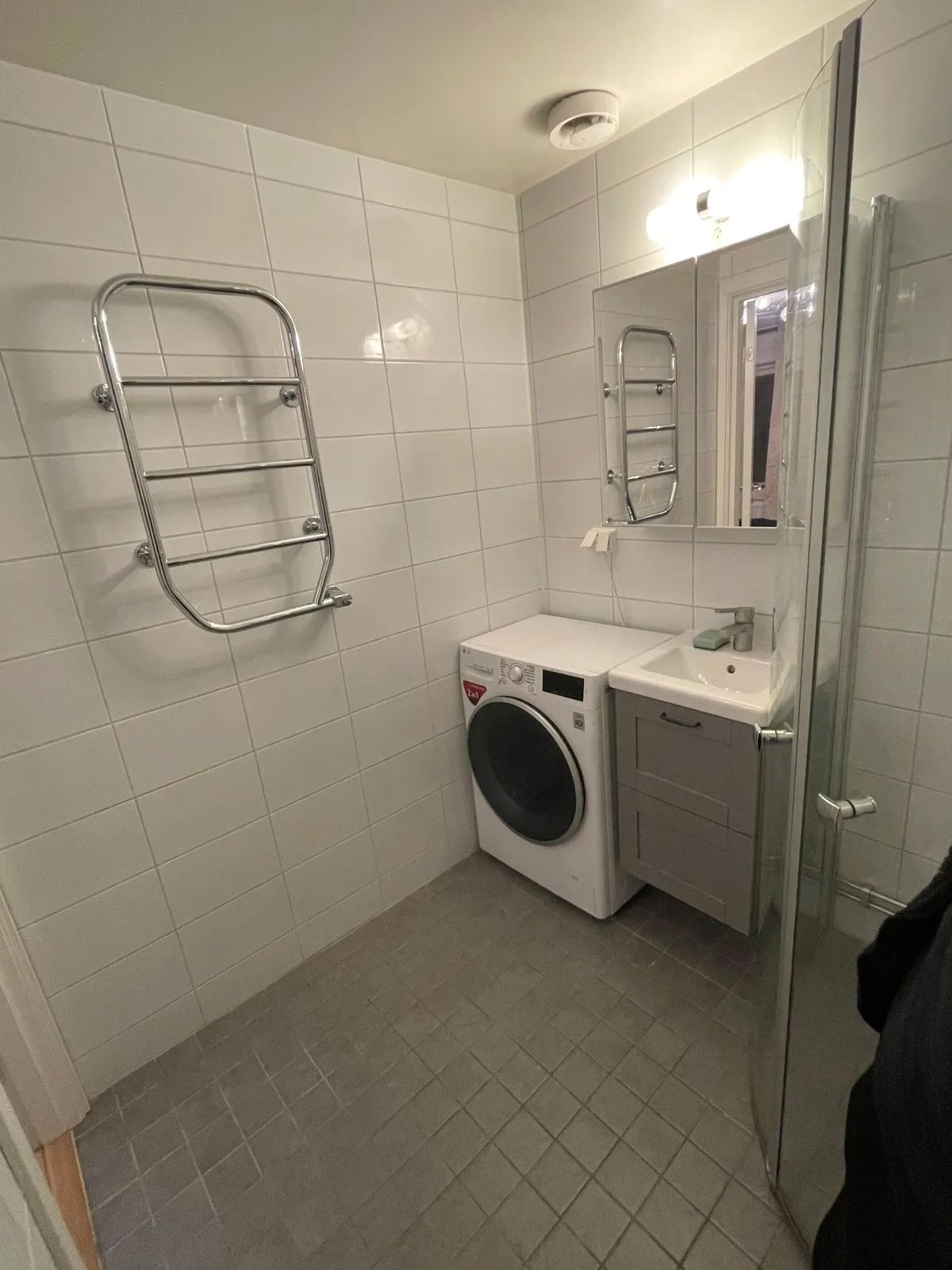 Hyreslägenhet på Hässelby i hasselby