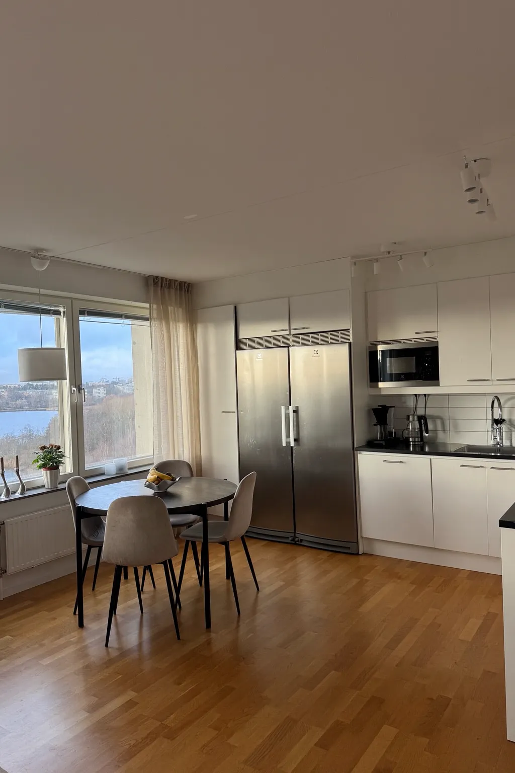 Hyreslägenhet på Solna i solna