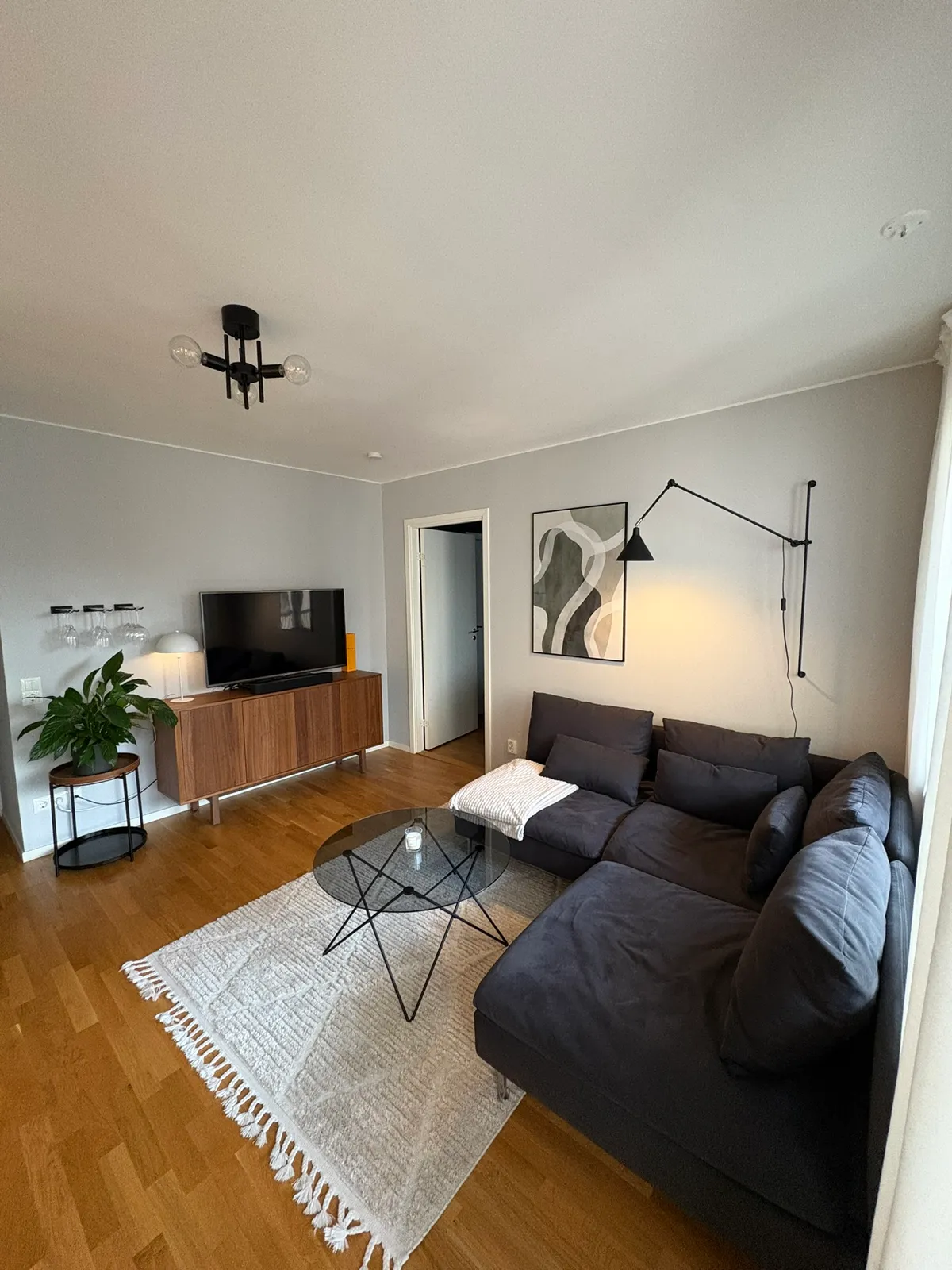 Hyreslägenhet på Täby i taby