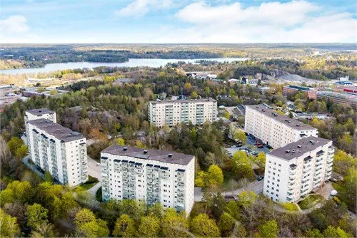 Hyreslägenhet på Farsta i farsta