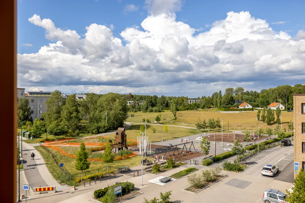 Hyreslägenhet på Täby i taby