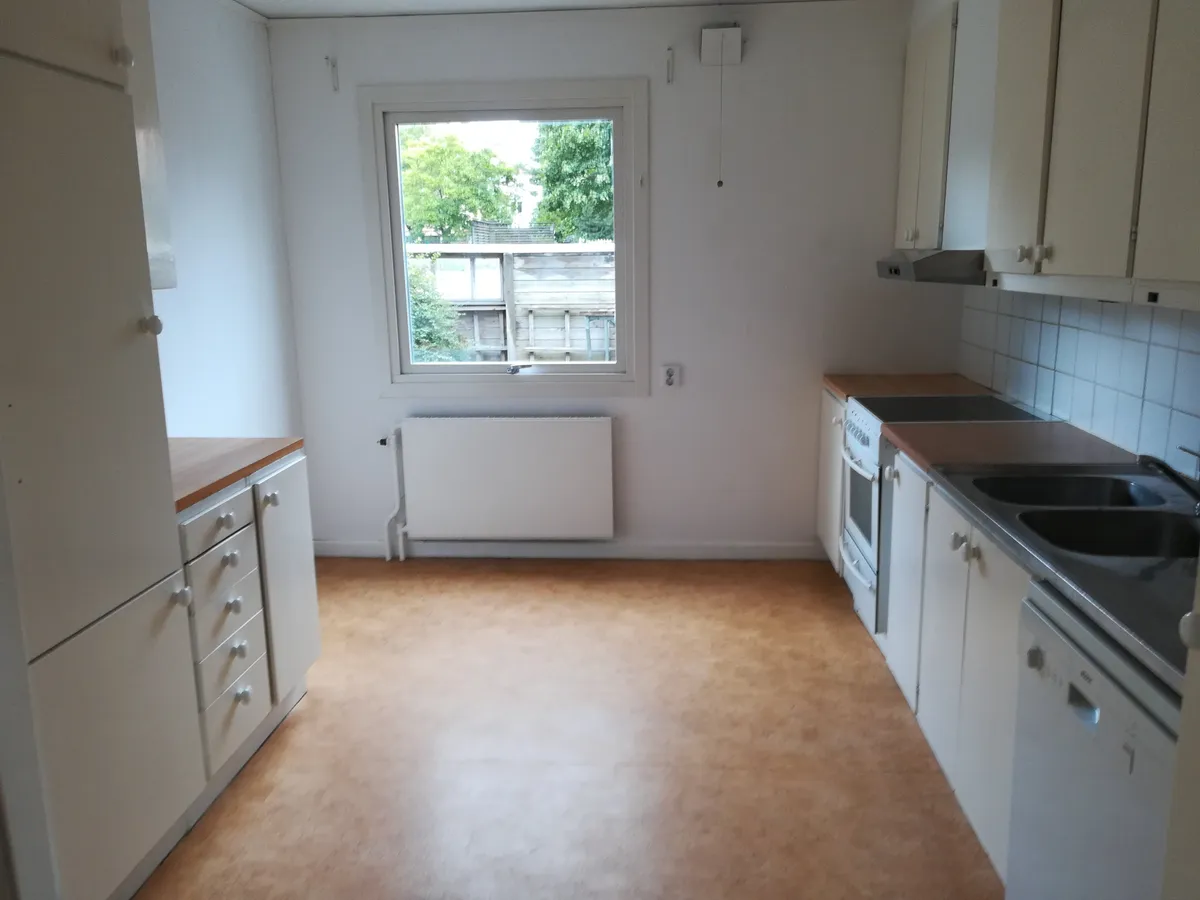 Hyreslägenhet på Västra Frölunda i vastra-frolunda