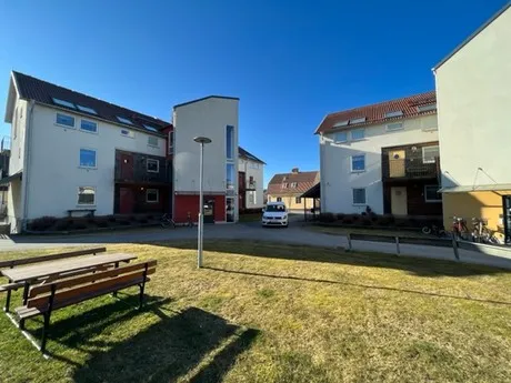 Hyreslägenhet på Vara i vara