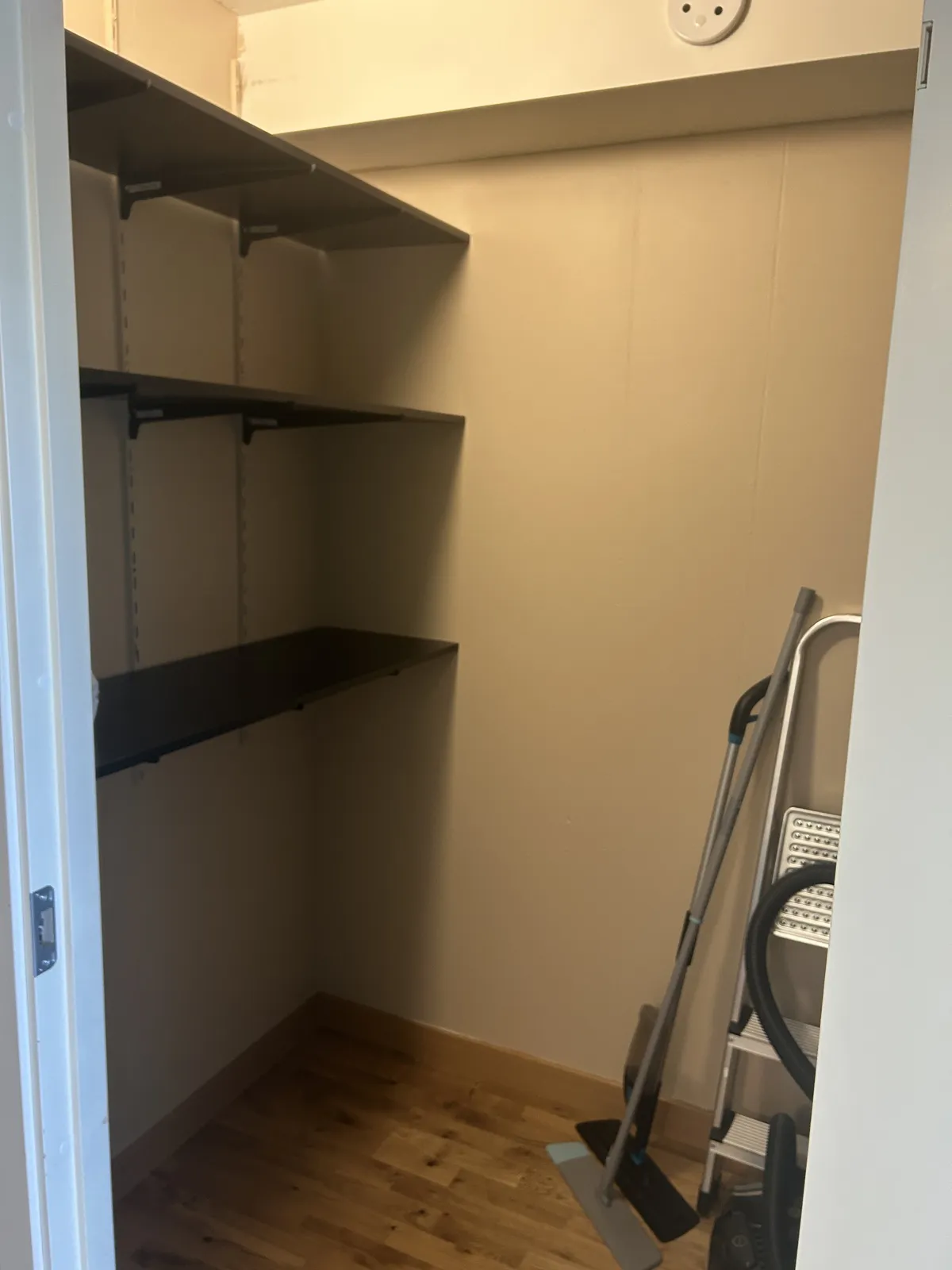 Hyreslägenhet på Huddinge i huddinge