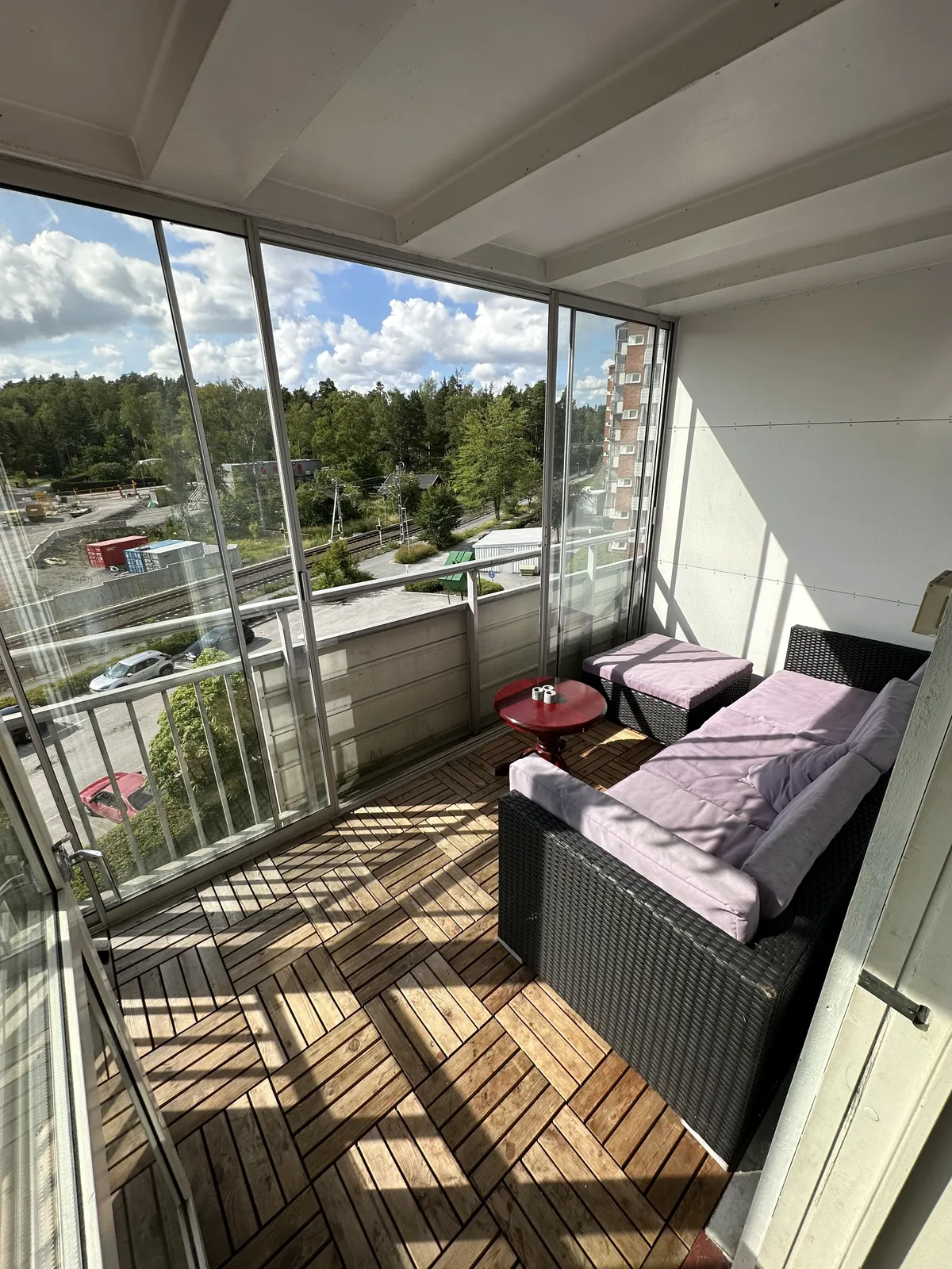 Hyreslägenhet på Täby i taby