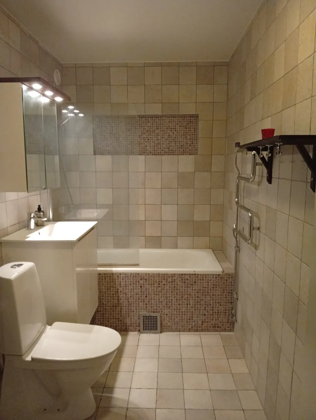 Hyreslägenhet på Solna i solna