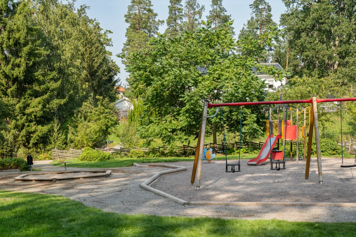 Hyresbostad på Saltsjö-boo i saltsjo-boo