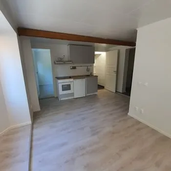 Hyreslägenhet på Huddinge i huddinge