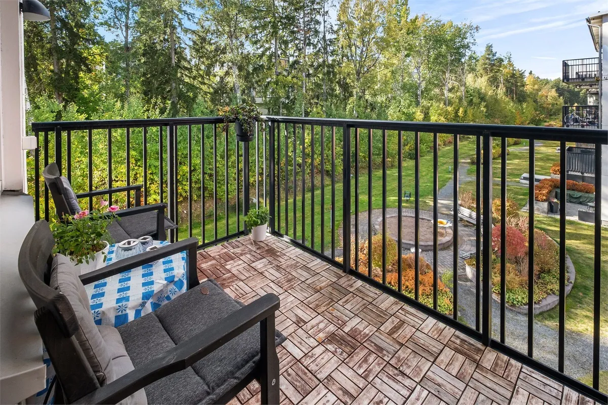 Hyreslägenhet på Hässelby i hasselby