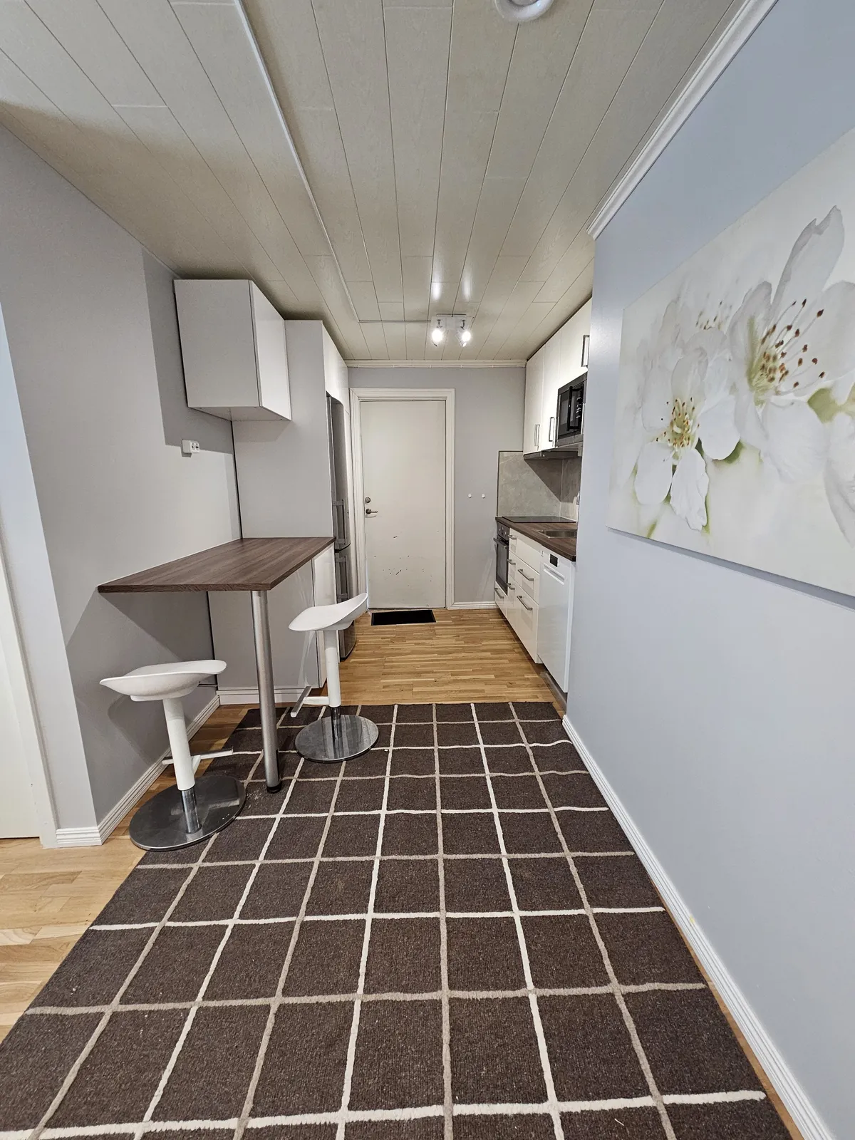 Hyreslägenhet på Täby i taby